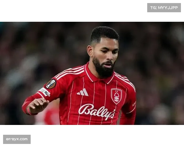 维拉道格拉斯路易斯当选三月队内最佳,成攻防转换核心 维拉道格拉斯路易斯当选三月队内最佳,成攻防转换核心